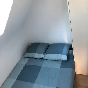 Magnifique Vue Mer, Dans Un Petit Appartement. Appartement